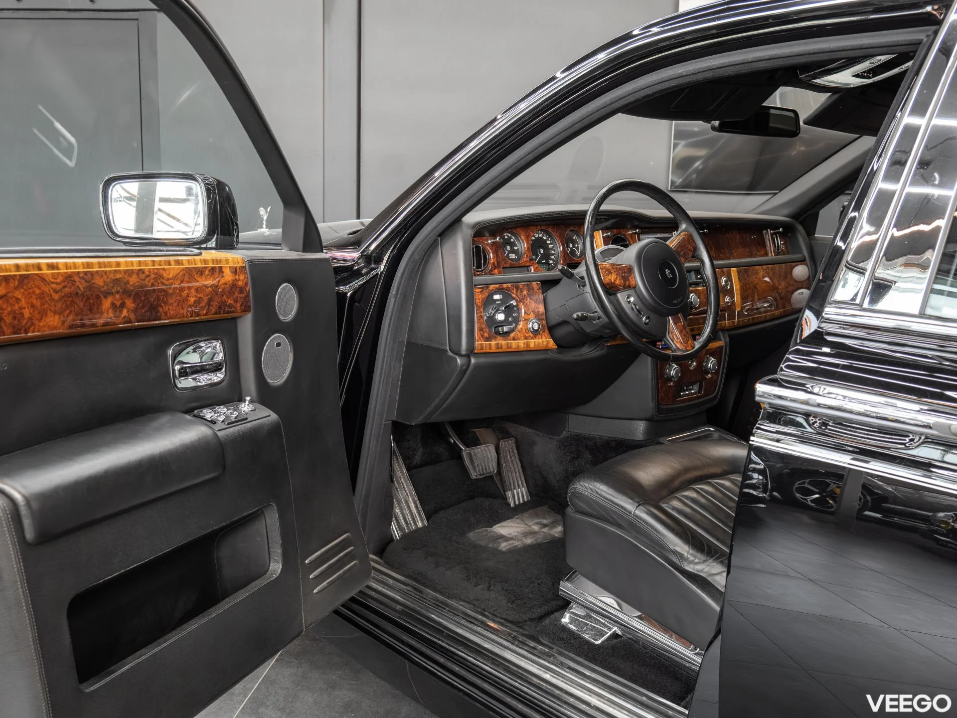 Rolls-Royce Phantom 6.8 338kW