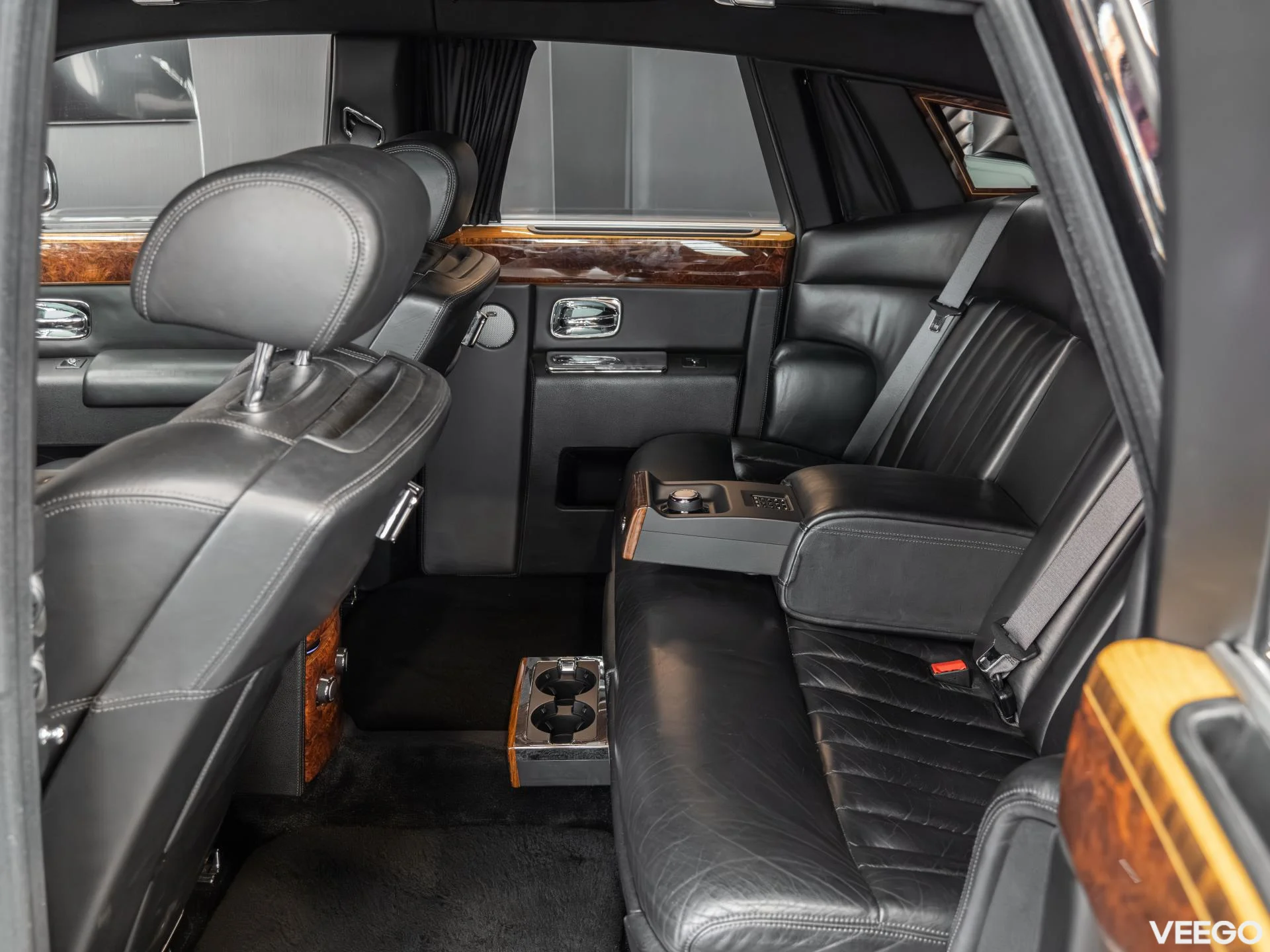 Rolls-Royce Phantom 6.8 338kW