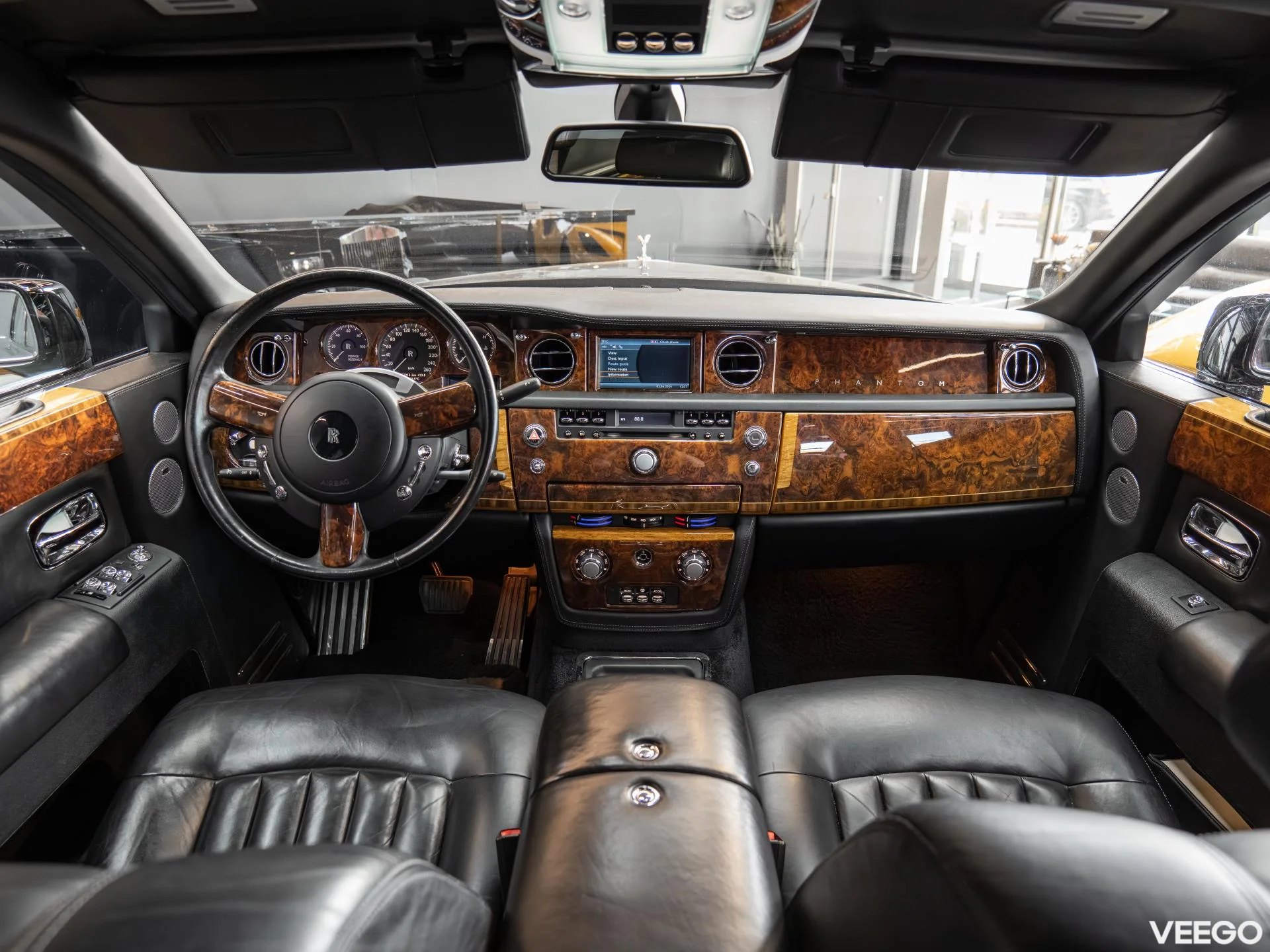Rolls-Royce Phantom 6.8 338kW