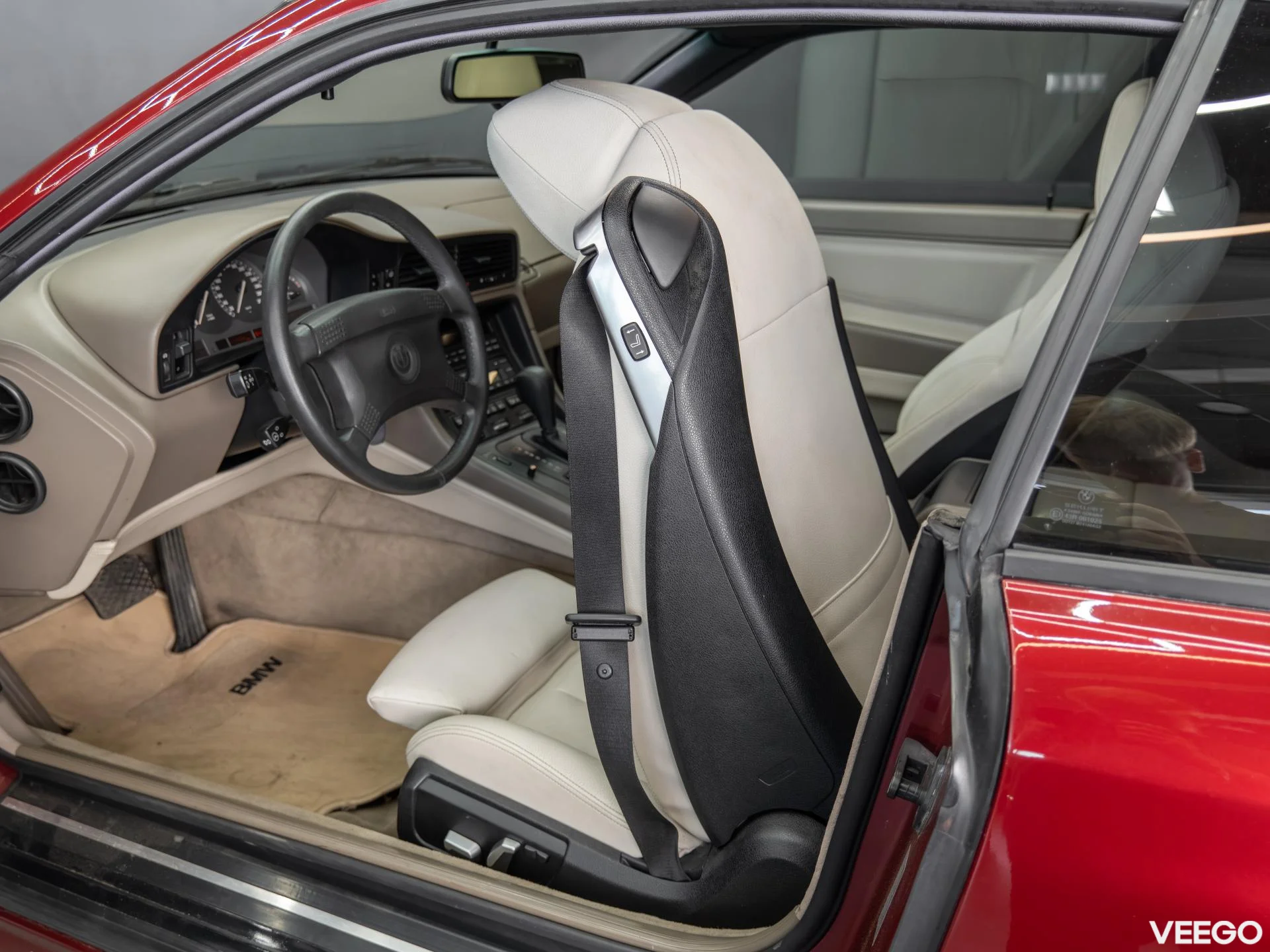 BMW 850 5.0 220kW