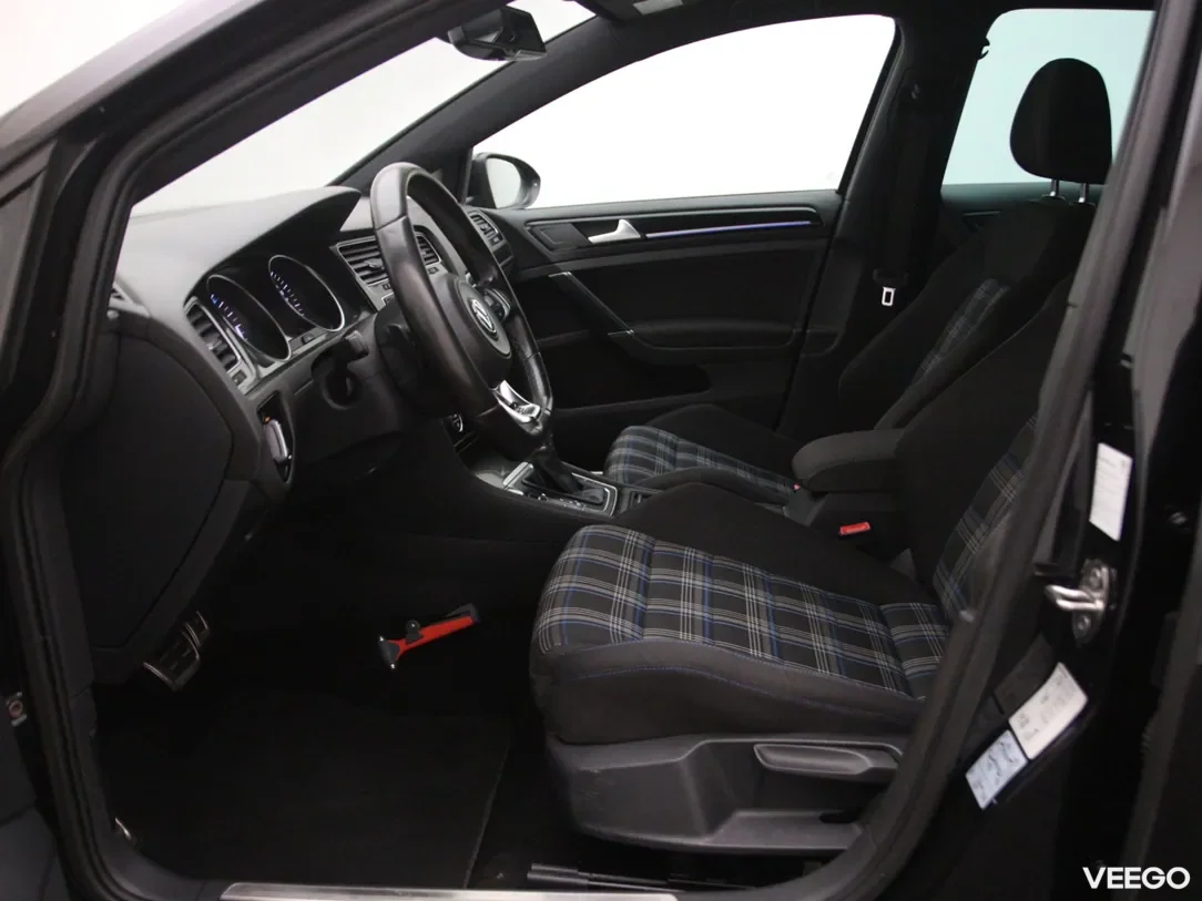 Volkswagen Golf 1.4 150kW