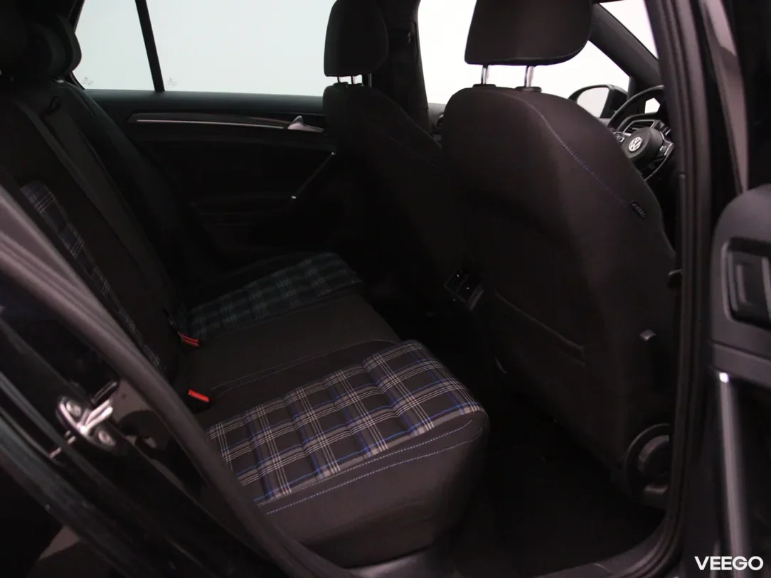 Volkswagen Golf 1.4 150kW