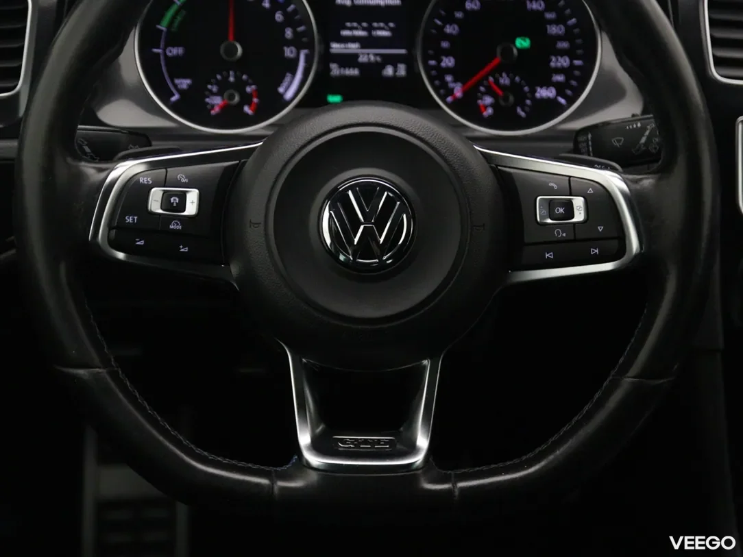 Volkswagen Golf 1.4 150kW