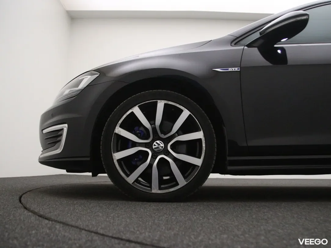 Volkswagen Golf 1.4 150kW