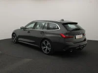 BMW 320 2 140kW thumbnail