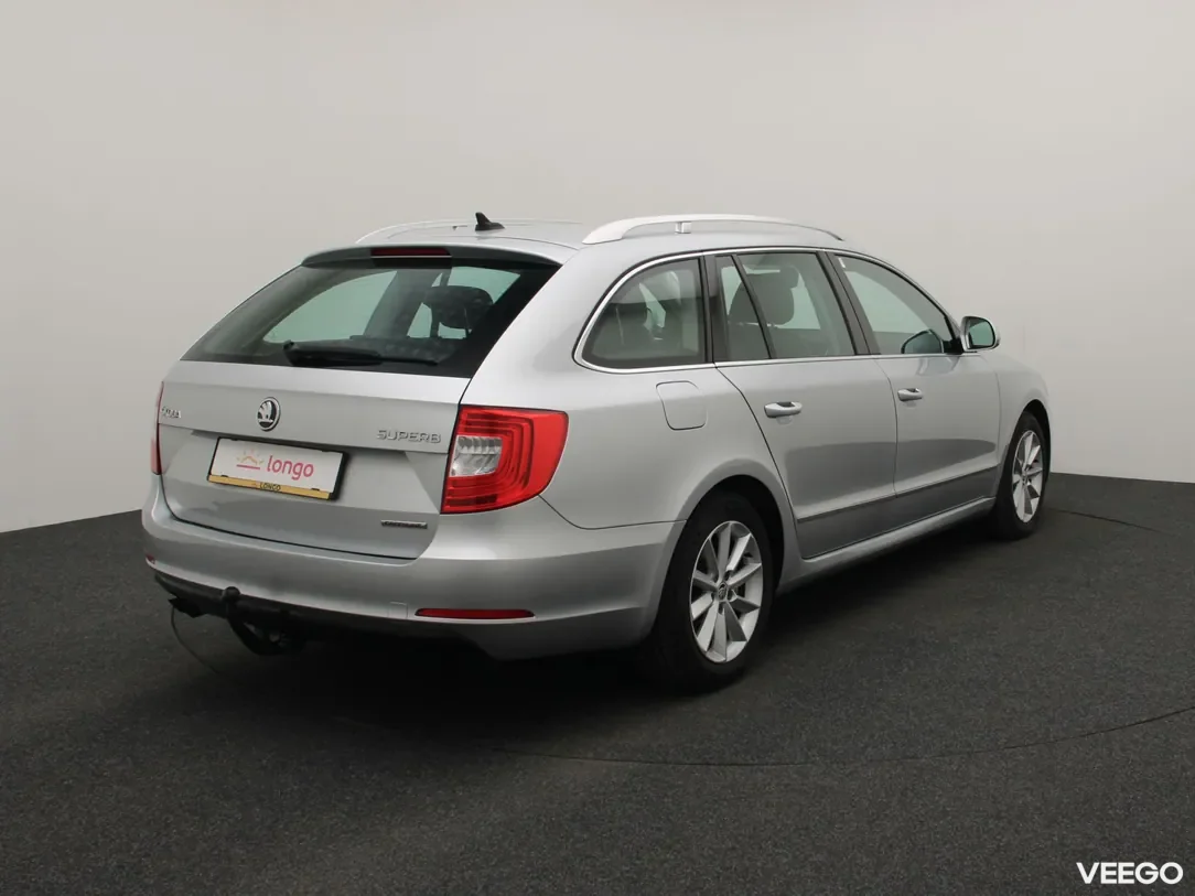 Skoda Superb 1.6 77kW