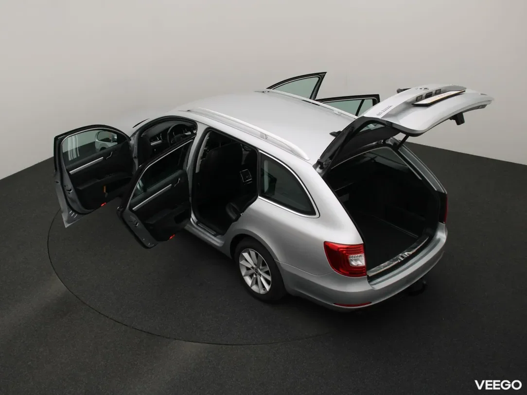 Skoda Superb 1.6 77kW