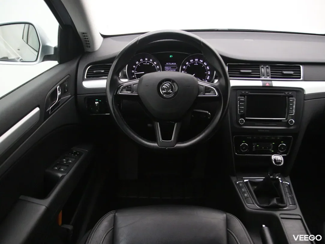 Skoda Superb 1.6 77kW