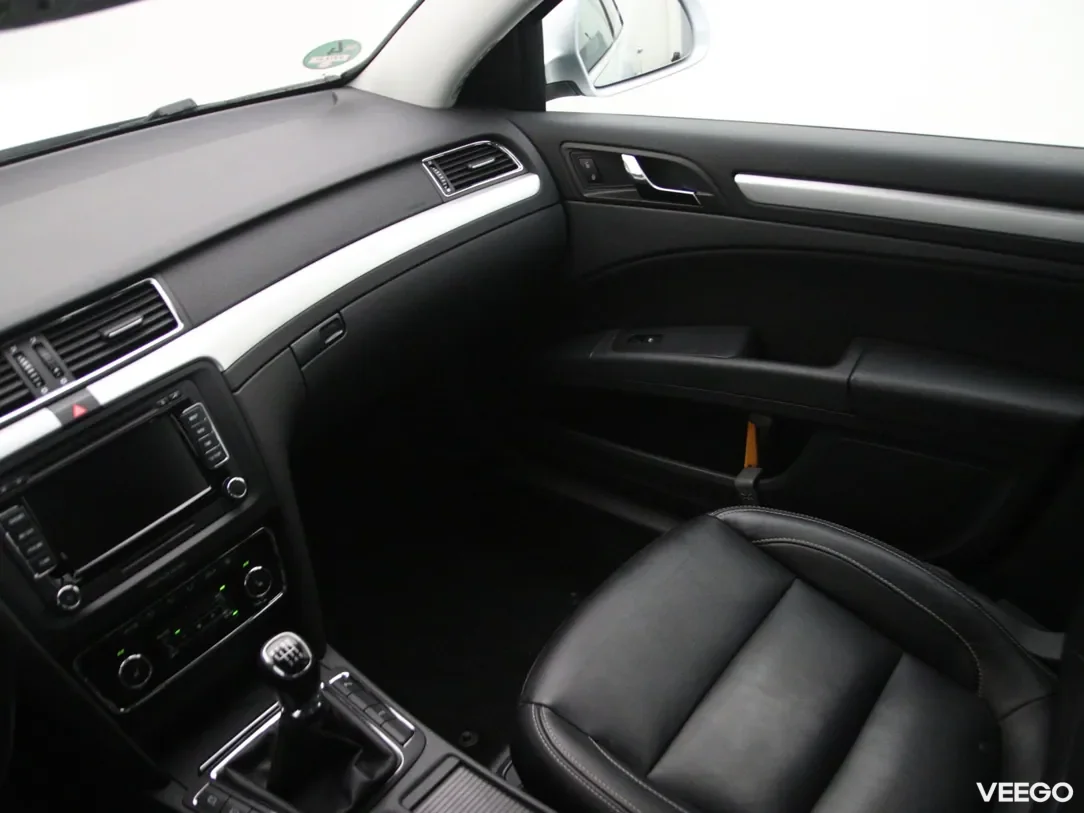 Skoda Superb 1.6 77kW
