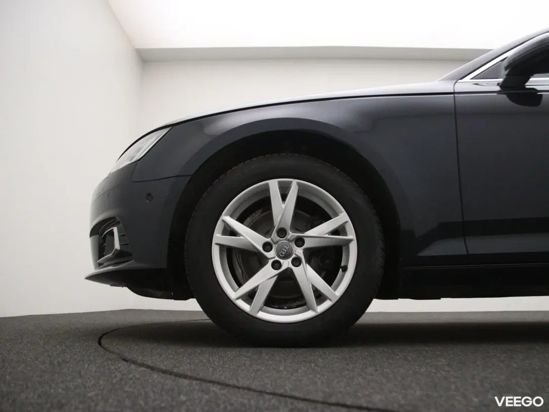 Audi A4 2 140kW