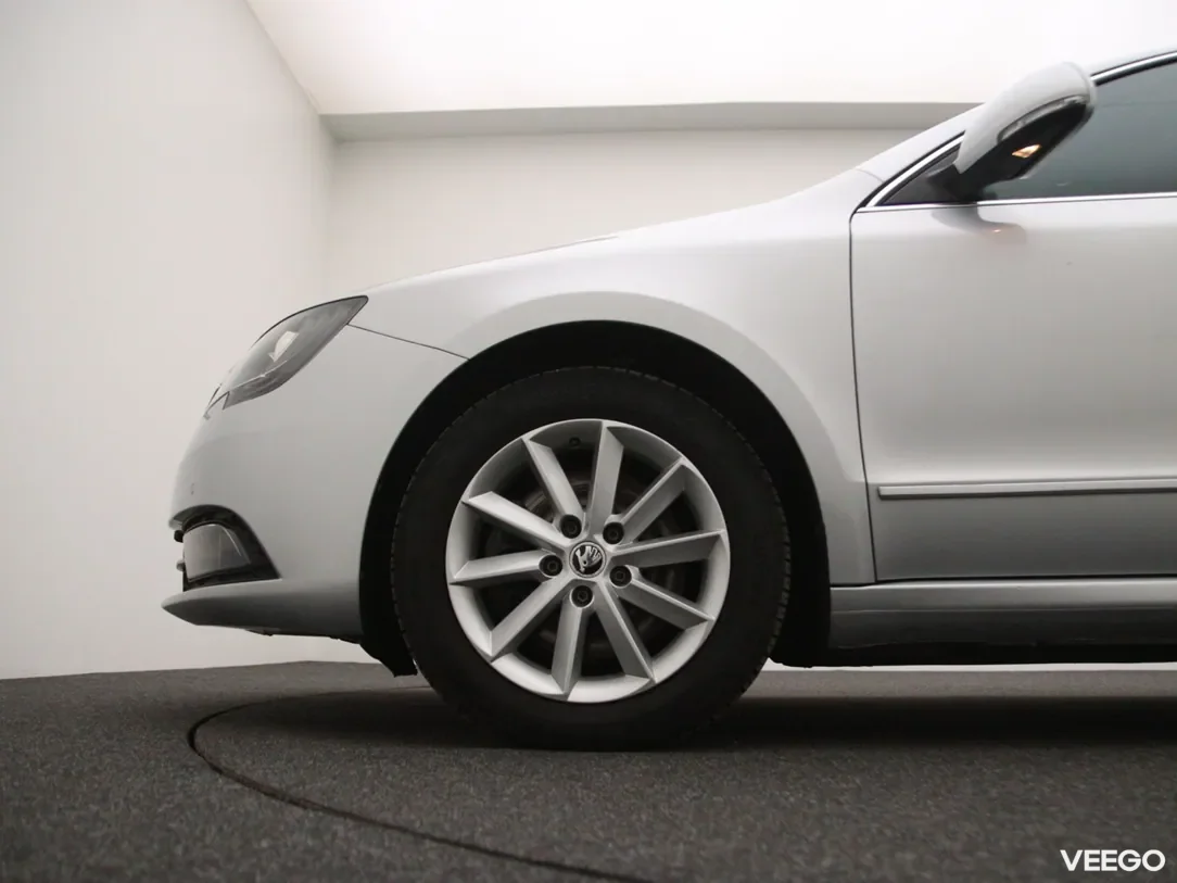 Skoda Superb 1.6 77kW
