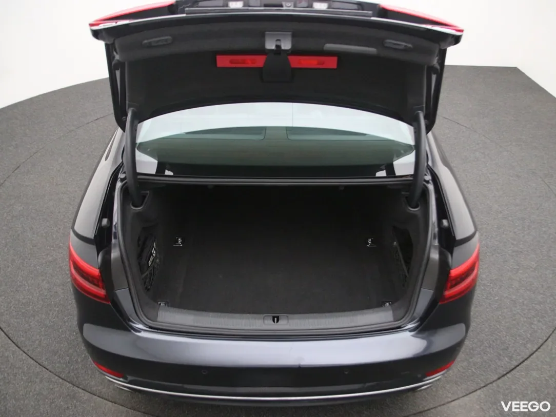 Audi A4 2 140kW