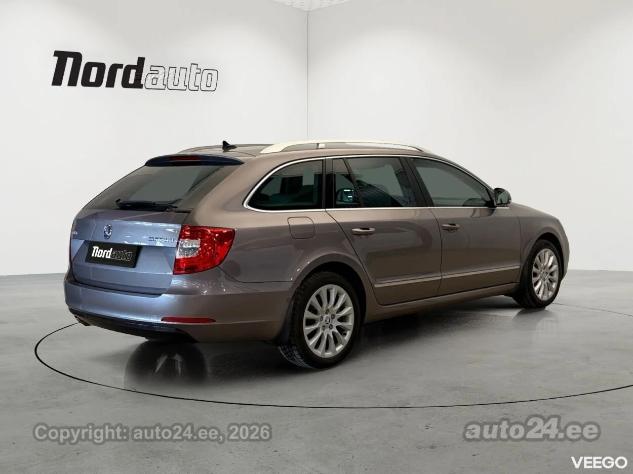Skoda Superb Combi Elegance 1.8 118kW