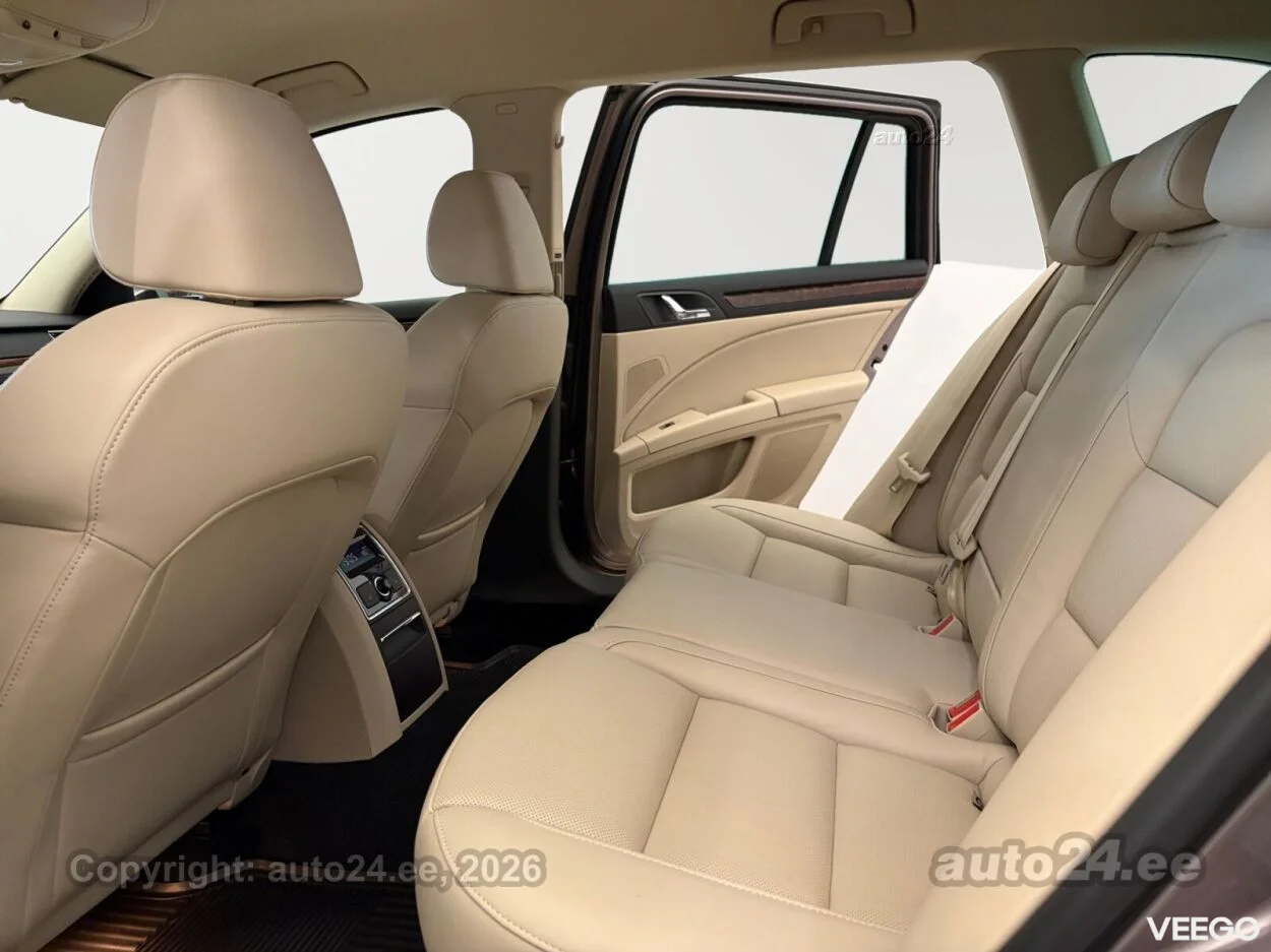 Skoda Superb Combi Elegance 1.8 118kW