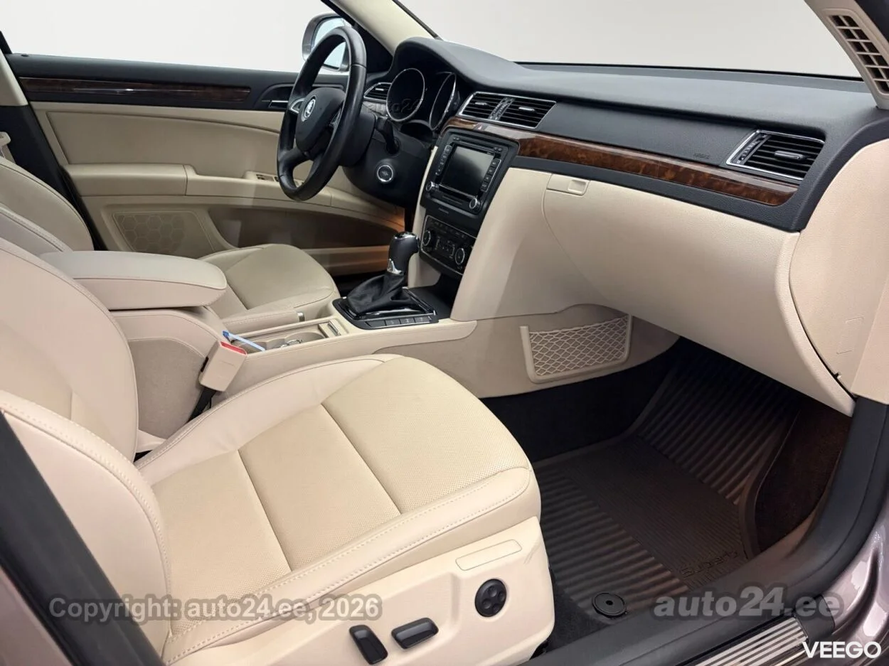 Skoda Superb Combi Elegance 1.8 118kW