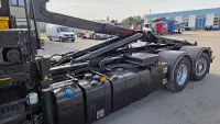 Volvo FM330 248kW thumbnail