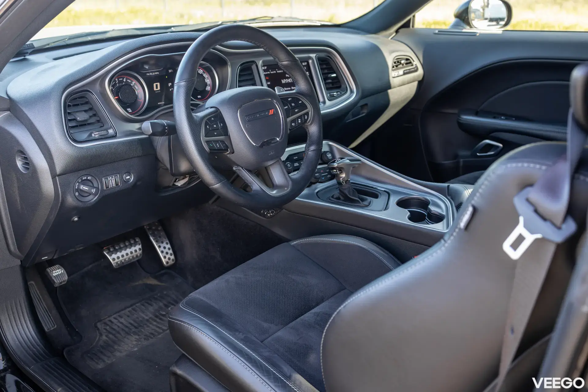 Dodge Challenger 6.4 362kW