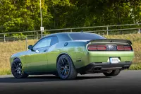 Dodge Challenger 6.4 362kW thumbnail