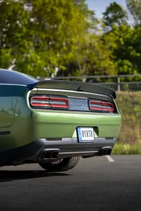 Dodge Challenger 6.4 362kW thumbnail