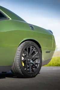 Dodge Challenger 6.4 362kW thumbnail