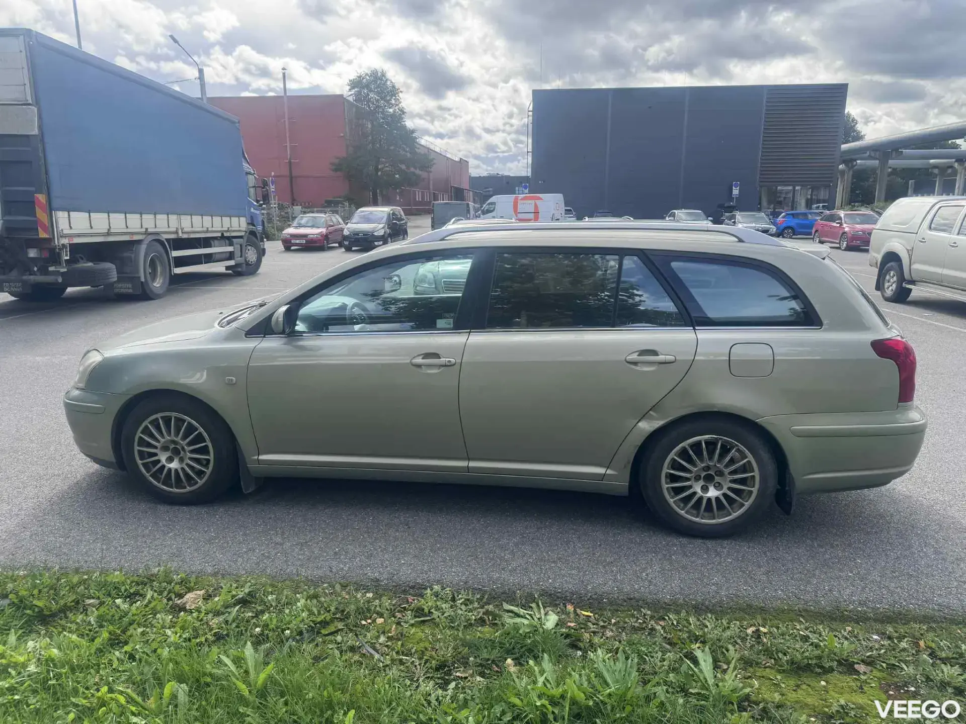 Toyota Avensis 2.0 108kW