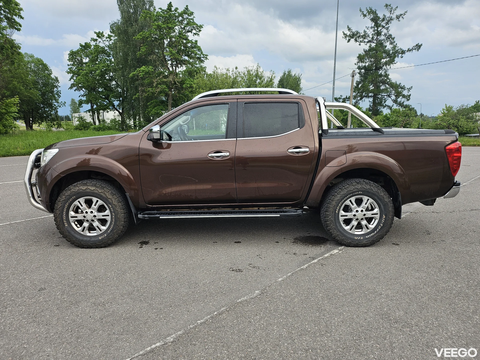 Nissan NP300 2.3 140kW