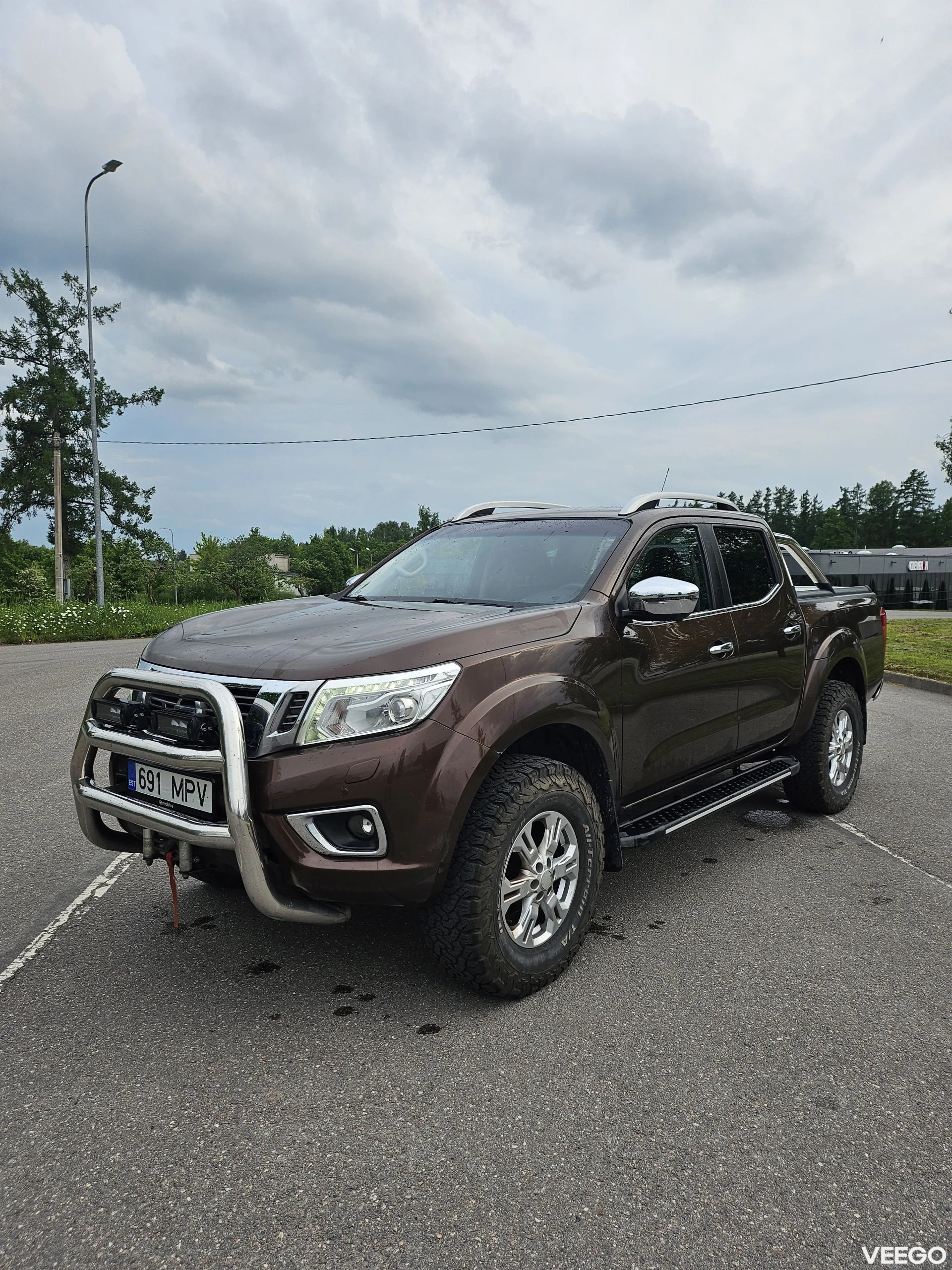 Nissan NP300 2.3 140kW