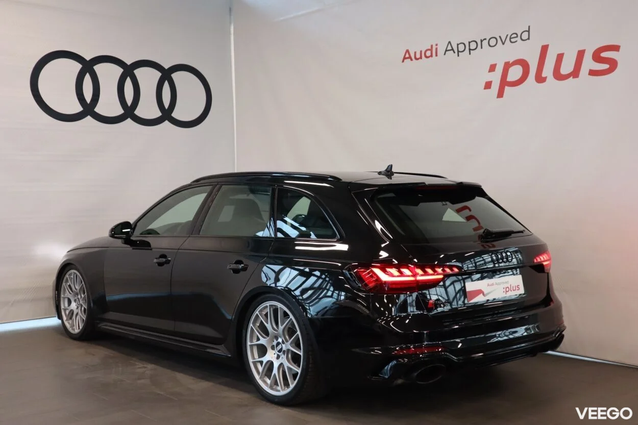 Audi RS 4 331kW