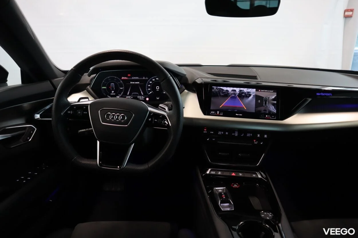 Audi e-tron GT 140kW