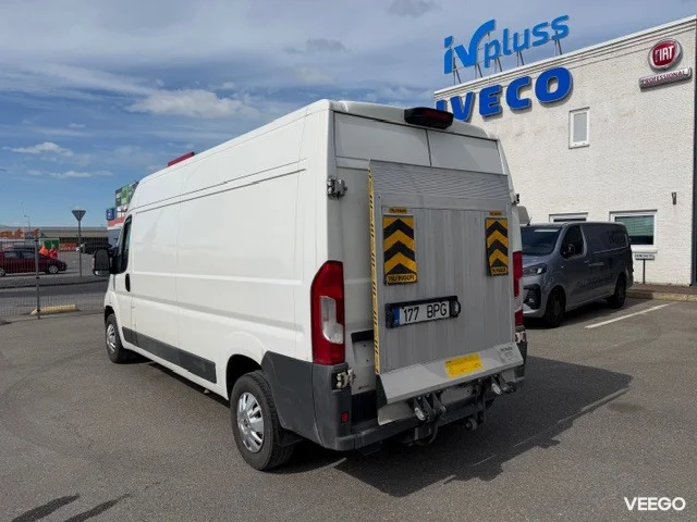 Peugeot Boxer  L3H2 tagaluuktõstukiga 2.2 96kW