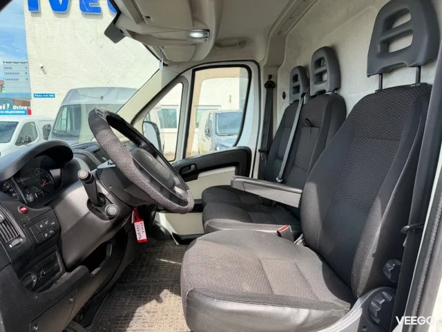 Peugeot Boxer  L3H2 tagaluuktõstukiga 2.2 96kW