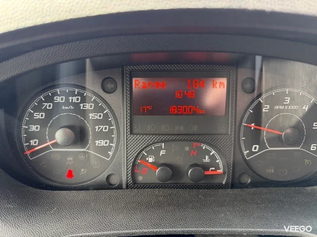 Peugeot Boxer  L3H2 tagaluuktõstukiga 2.2 96kW