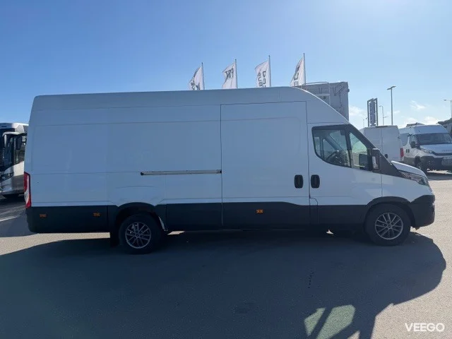 Iveco Daily  35S18HA8 V 18m3 Hi-Matic 3 132kW