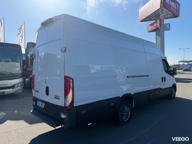 Iveco Daily  35S18HA8 V 18m3 Hi-Matic 3 132kW
