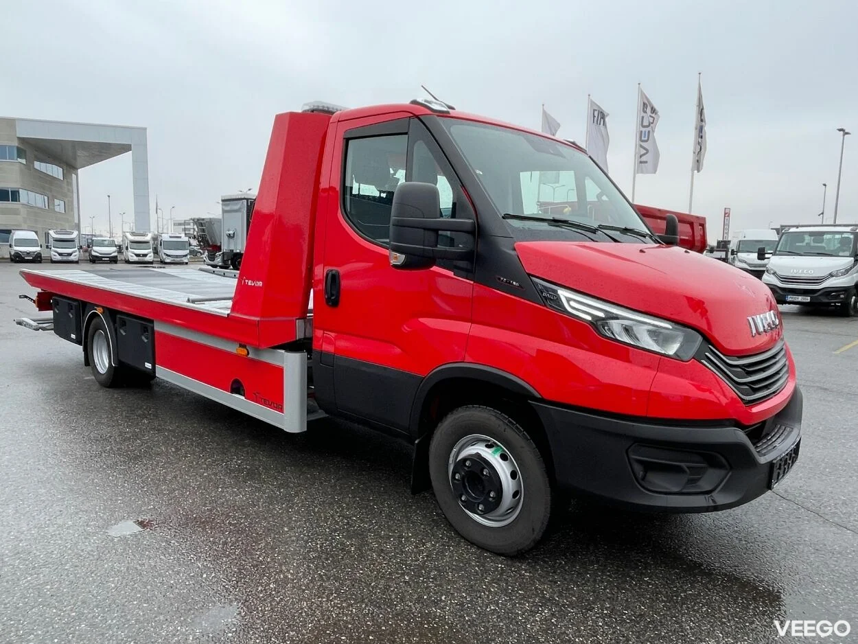 Iveco Daily  70C18H/P Tevor puksiirauto 3 129kW