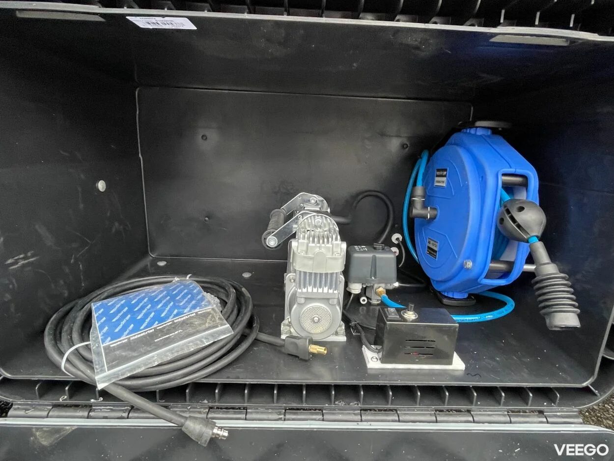 Iveco Daily  70C18H/P Tevor puksiirauto 3 129kW