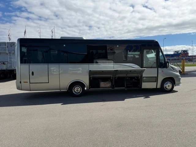 Image of Iveco Daily  70C21HA8 CC/P 3 152kW