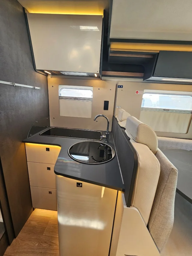 Image of Fiat 500 L409 2.2 103kW