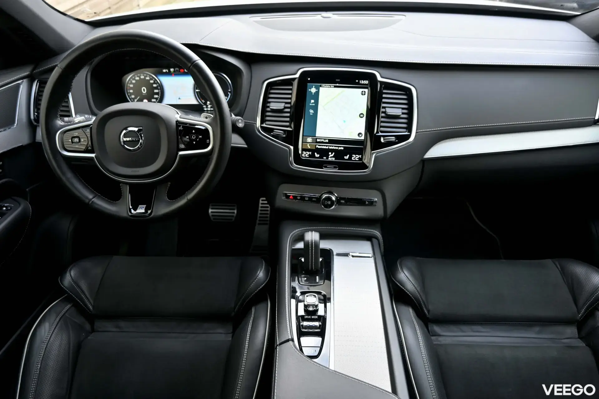 Volvo XC90 T8 TWIN ENGINE AWD R-DESIGN RECHARGE INTELLI SAFE 2 288kW