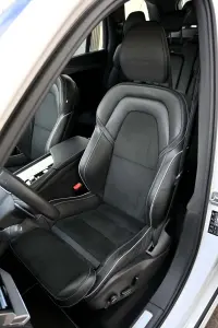 Volvo XC90 T8 TWIN ENGINE AWD R-DESIGN RECHARGE INTELLI SAFE 2 288kW thumbnail