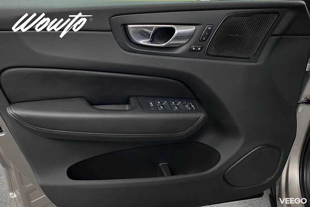 Volvo XC60 Recharge T6 AWD 350HK Core Edt /Pano /Drag /Moms 257kW