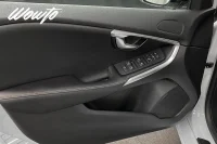 Volvo V40 T5 253HK Carbon Edt /Polestar /H/K 186kW thumbnail