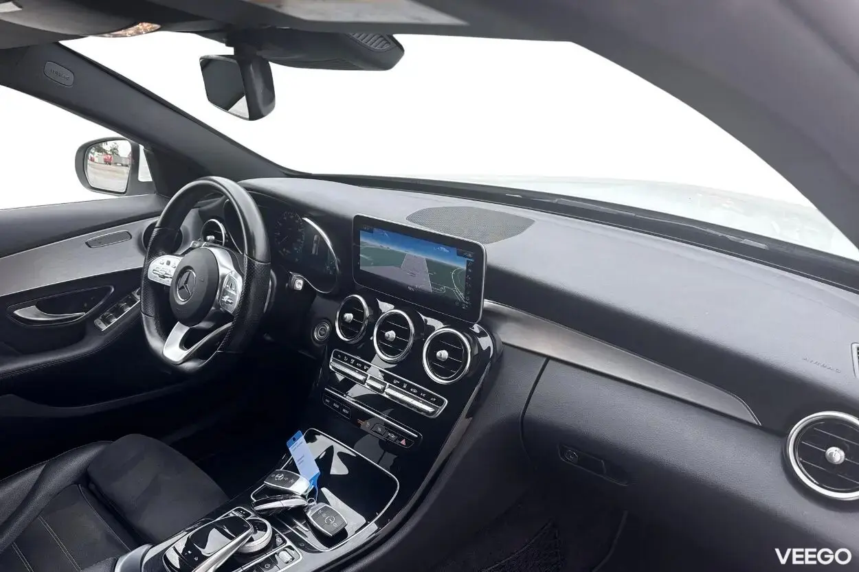 Mercedes-Benz C220 d 4matic AMG pakett 2 143kW