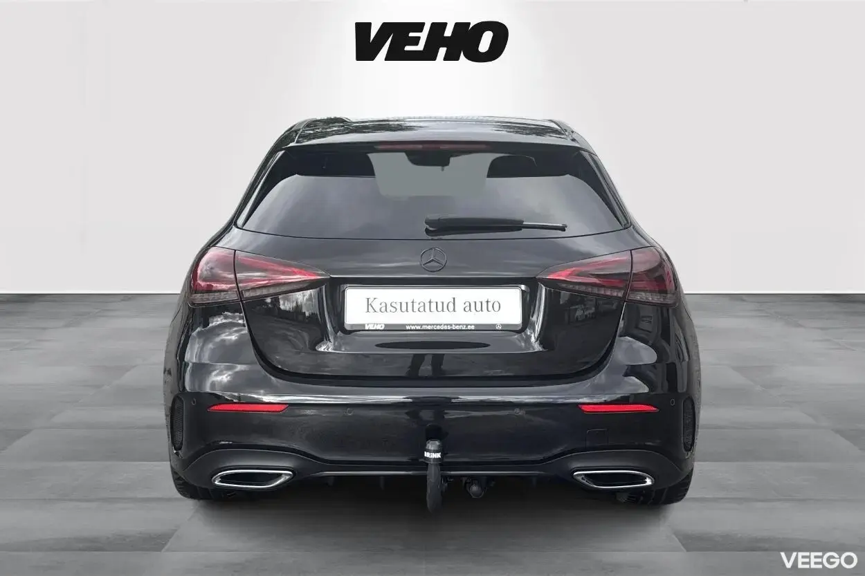 Mercedes-Benz A220 4Matic AMG night pakett 2 140kW