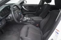 BMW 320 xDrive 2 140kW thumbnail