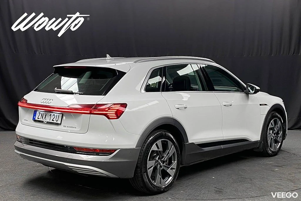 Audi e-tron 55 Q 408HK Proline /Cockpit /Navi 300kW