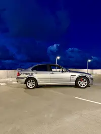 BMW 323 E46 2.5 125kW thumbnail