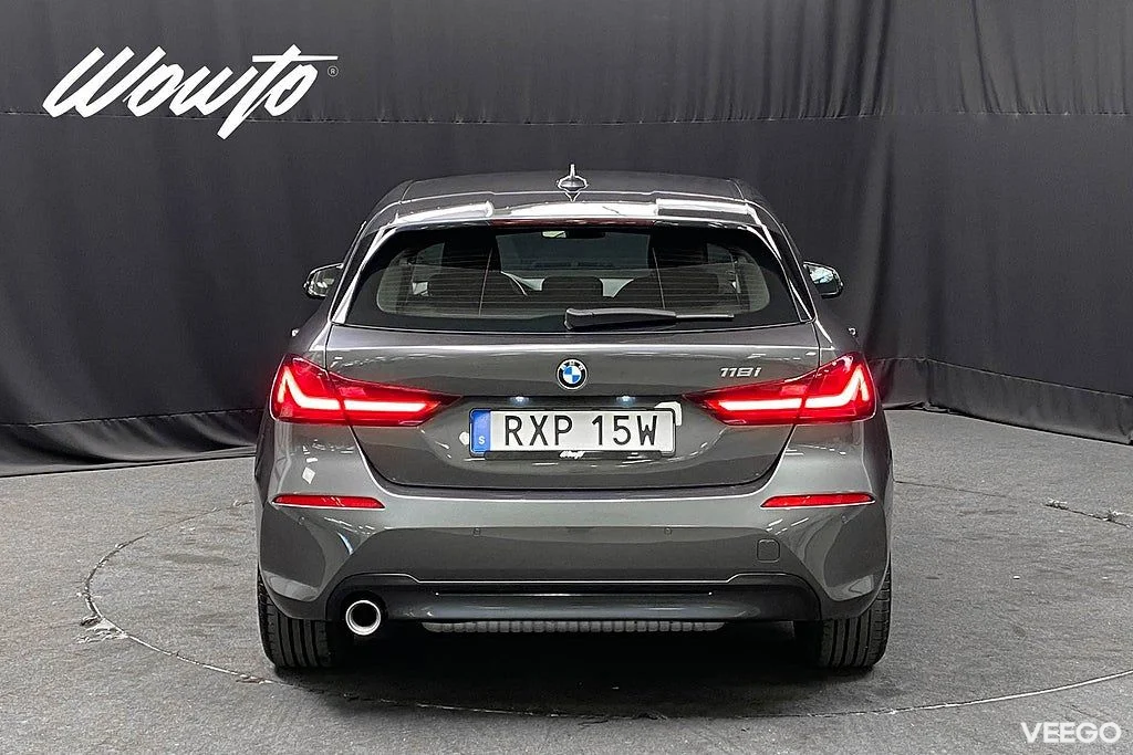 BMW 118 i 140HK Sport Line /PDC 103kW
