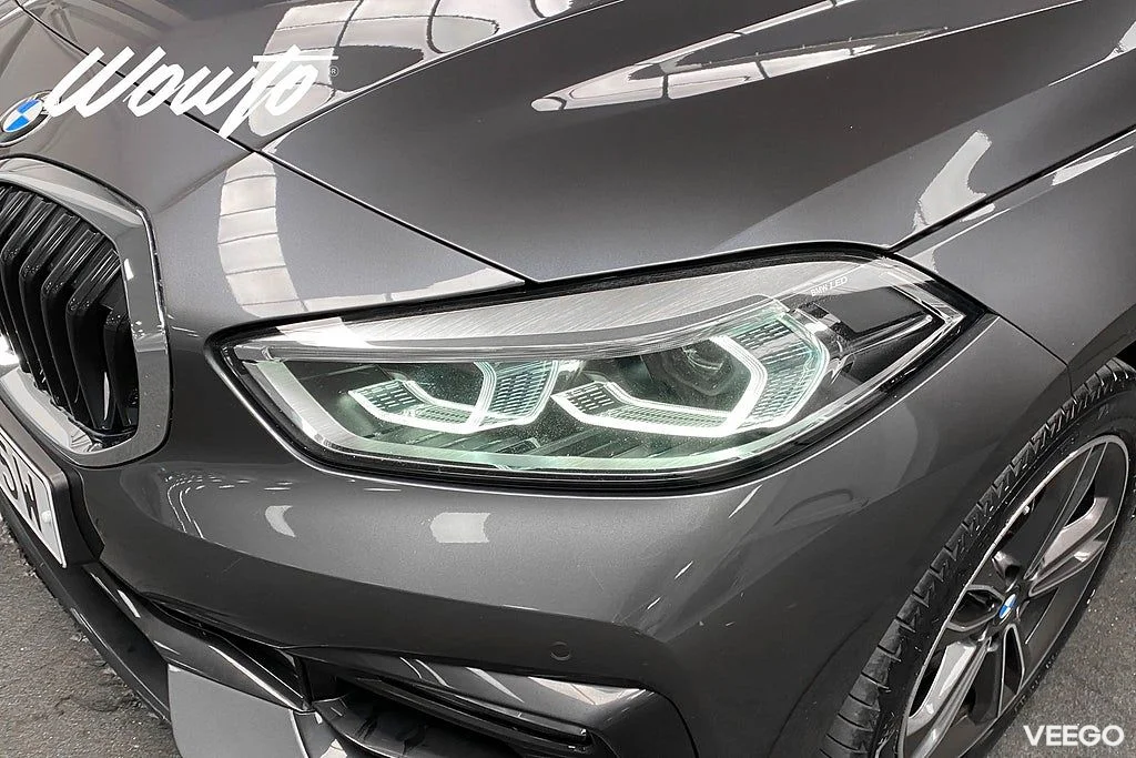 BMW 118 i 140HK Sport Line /PDC 103kW