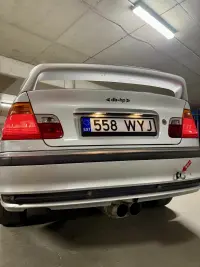 BMW 323 E46 2.5 125kW thumbnail